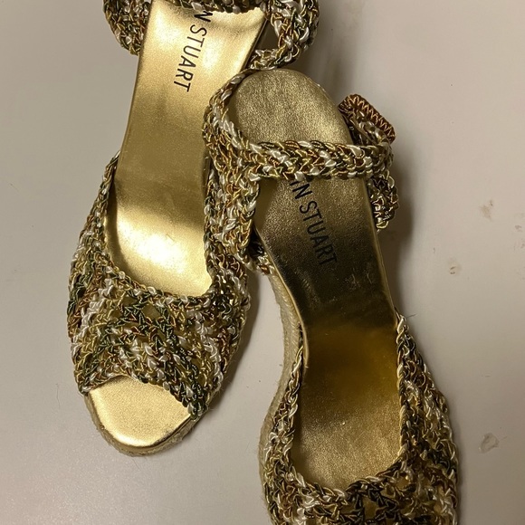 Colin Stuart Wedges - Picture 5 of 5